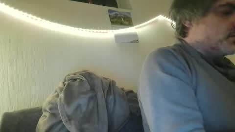 Snapshot of teeforyou chatting on 03.11.26 Peter online show from 03.11.26