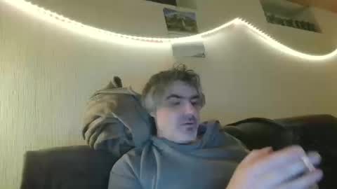 Snapshot of teeforyou chatting on 03.12.26 Peter online show from 03.12.26