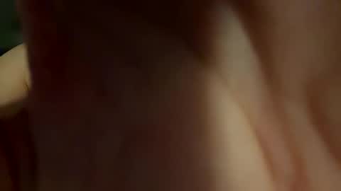 Twizzler online show from 02.04.25