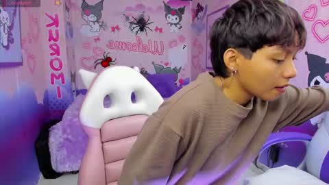 Stefani  online show from 10.25.25