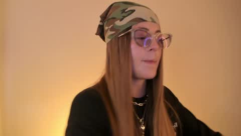 Snapshot of tekila__ chatting on 01.09.25 tekila__ online show from 01.09.25