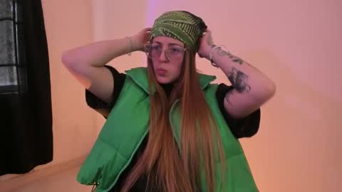 Snapshot of tekila__ chatting on 02.21.25 tekila__ online show from 02.21.25