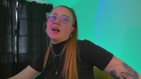 Snapshot of tekila__ chatting on 03.05.25 tekila__ online show from 03.05.25