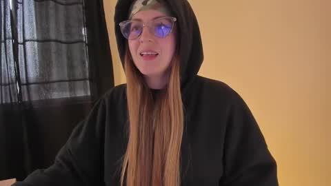 Snapshot of tekila__ chatting on 03.07.25 tekila__ online show from 03.07.25