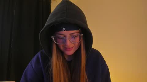 Snapshot of tekila__ chatting on 03.12.25 tekila__ online show from 03.12.25