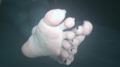 Viv West online show from 12.27.24