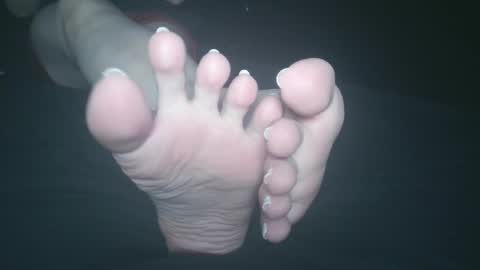 Viv West online show from 01.21.25