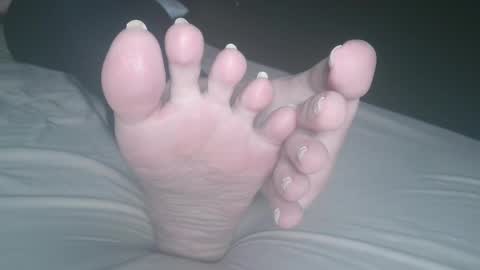 Viv West online show from 02.01.25