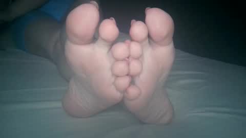 Viv West online show from 02.28.26