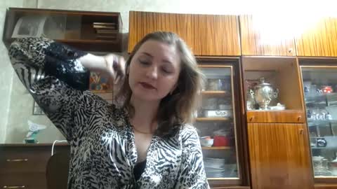 Stephanie online show from 02.04.26