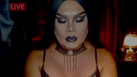 Snapshot of temptress_cocoxxx chatting on 06.21.26 Mistress Coco online show from 06.21.26
