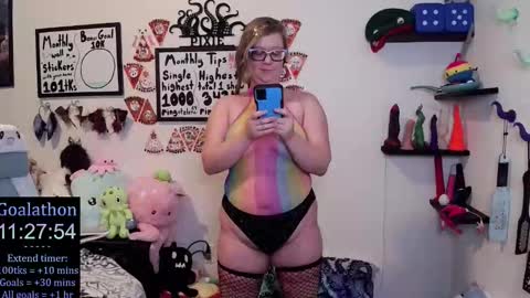 Pixie and Tentacle Overlord online show from 11.24.25