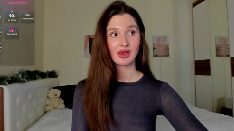 Snapshot of tender_babyy chatting on 01.08.25 Sexy girl Li online show from 01.08.25