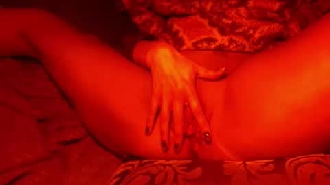 Snapshot of tendersinner chatting on 11.09.25 tendersinner online show from 11.09.25