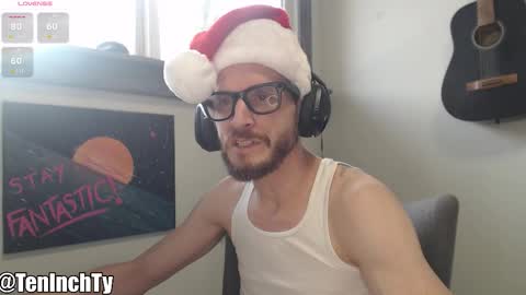 Snapshot of teninchty chatting on 12.22.25 Ty online show from 12.22.25