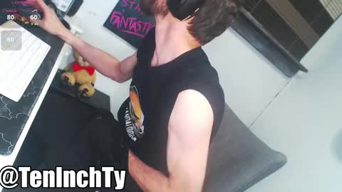 Snapshot of teninchty chatting on 01.06.26 Ty online show from 01.06.26