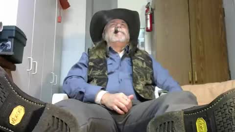 Tennredneck online show from 02.05.26