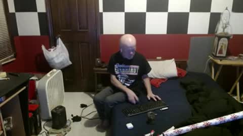 Snapshot of terdness2366 chatting on 12.25.24 terdness2366 online show from 12.25.24