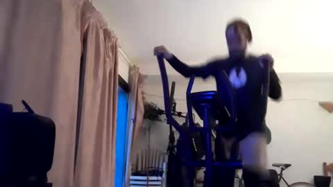 terre28 online show from 10.18.25