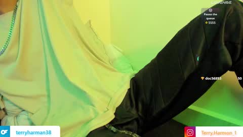 Snapshot of terry_pool chatting on 11.24.25 Terry online show from 11.24.25