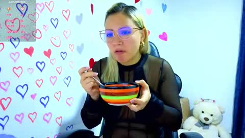 Tessy online show from 03.26.26