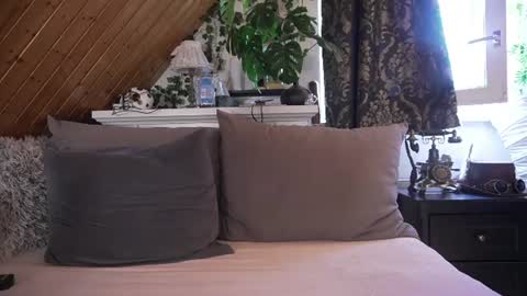 Tessa online show from 07.28.26