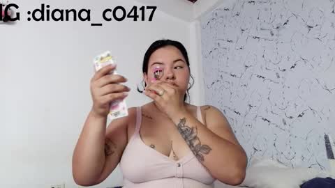 Snapshot of tessayleo_13 chatting on 11.14.25 tessa y leo online show from 11.14.25