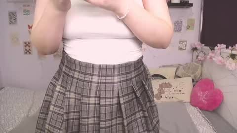 Snapshot of tesspleasure chatting on 01.12.25 TESSA online show from 01.12.25