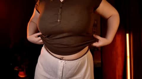 tesspleasuree online show from 02.18.26