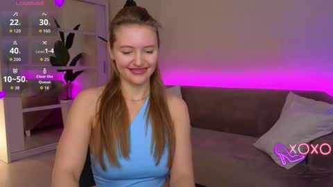 TessaHart online show from 11.19.25