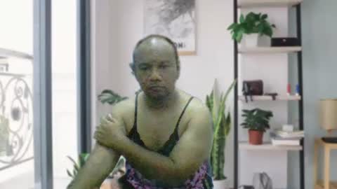 yours online show from 02.08.26