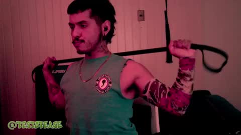 Snapshot of testotease chatting on 09.18.25 Milo online show from 09.18.25