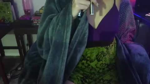 tetherbelle online show from 12.17.25