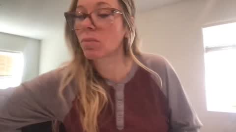 Daphne Summers online show from 11.22.25