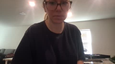 Daphne Summers online show from 11.25.25