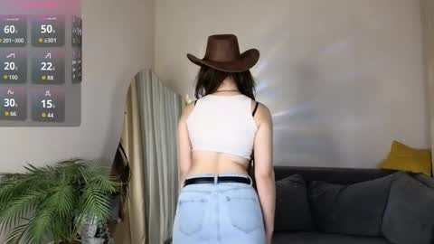 Snapshot of teyasoul chatting on 11.17.25 Teya online show from 11.17.25