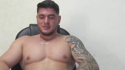 Snapshot of teylor_creed chatting on 12.24.24 teylor creed online show from 12.24.24