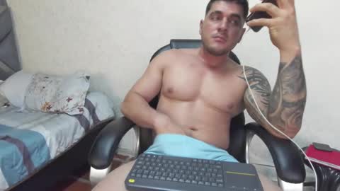 Snapshot of teylor_creed chatting on 12.31.24 teylor creed online show from 12.31.24