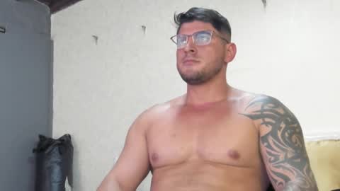 Snapshot of teylor_creed chatting on 02.12.25 teylor creed online show from 02.12.25