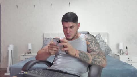 Snapshot of teylor_creed chatting on 03.06.25 teylor creed online show from 03.06.25