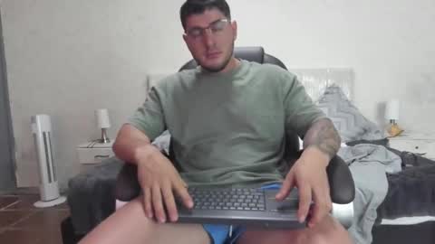 Snapshot of teylor_creed chatting on 03.07.25 teylor creed online show from 03.07.25