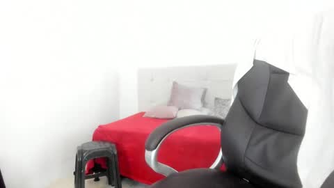 Snapshot of teylor_creed chatting on 09.12.25 teylor creed online show from 09.12.25