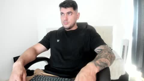 Snapshot of teylor_creed chatting on 09.19.25 teylor creed online show from 09.19.25