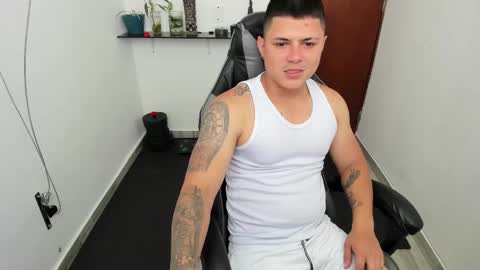 Teylor Fel online show from 03.09.25