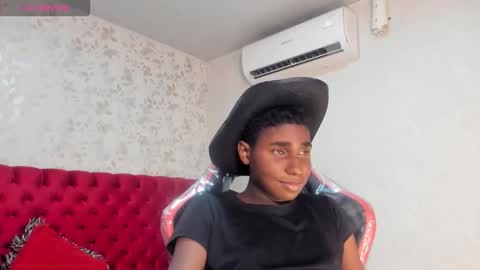 Snapshot of teylor_lovee chatting on 02.02.26 teylor_lovee online show from 02.02.26