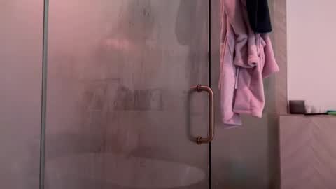 babygirlmami online show from 11.27.25