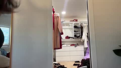 Snapshot of tgirltoesx chatting on 02.08.26 babygirlmami online show from 02.08.26