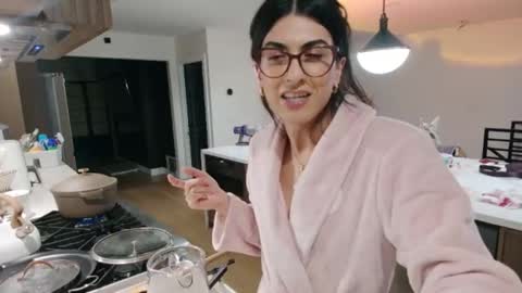 Snapshot of tgirltoesx chatting on 02.15.26 babygirlmami online show from 02.15.26