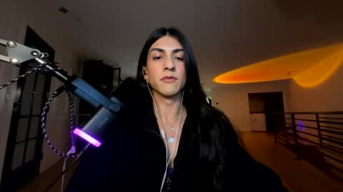 Snapshot of tgirltoesx chatting on 02.18.26 babygirlmami online show from 02.18.26