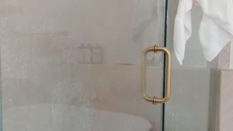 Snapshot of tgirltoesx chatting on 02.18.26 babygirlmami online show from 02.18.26